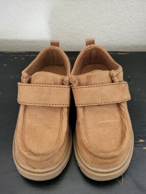 GAP Toddler Suede Loafers Size 8